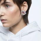 Mesmera clip earring ,Triangle cut crystal, White,